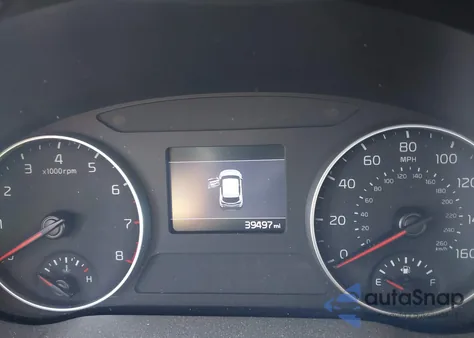 2021 Kia Seltos Lx z USA, uszkodzony, nr VIN KNDEPCAA9M7076887